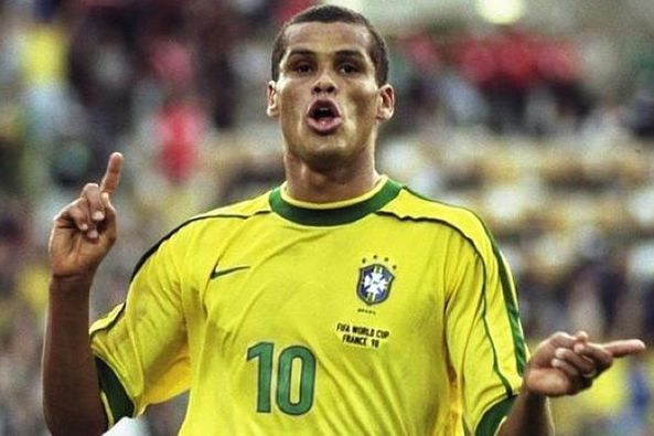 位置球员中 位置球员中